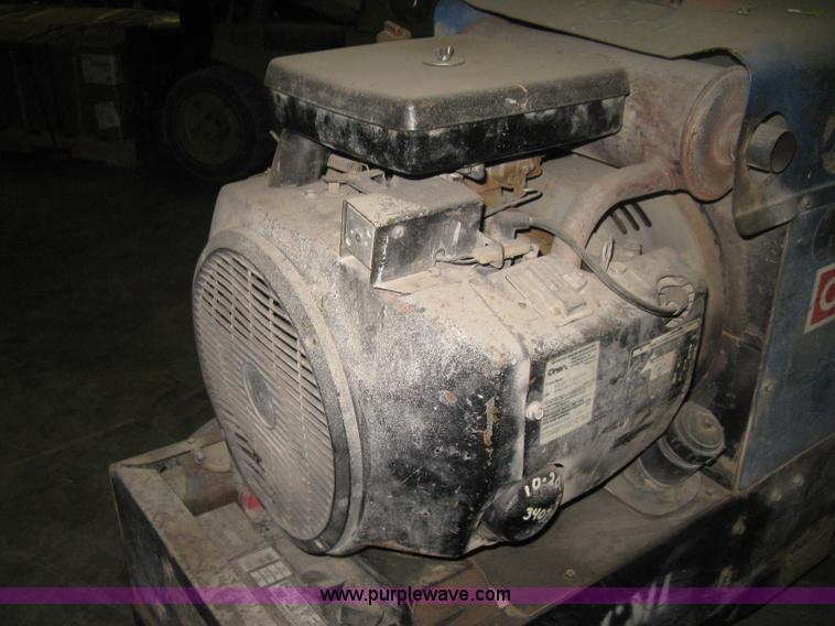 image for item AX9565 Miller Bobcat 225G welder/generator