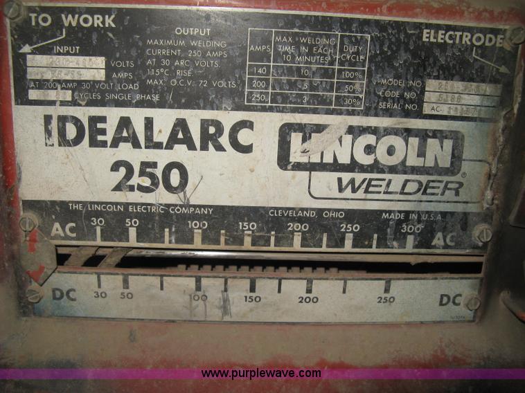 image for item AX9566 Lincoln Idealarc 250 welder