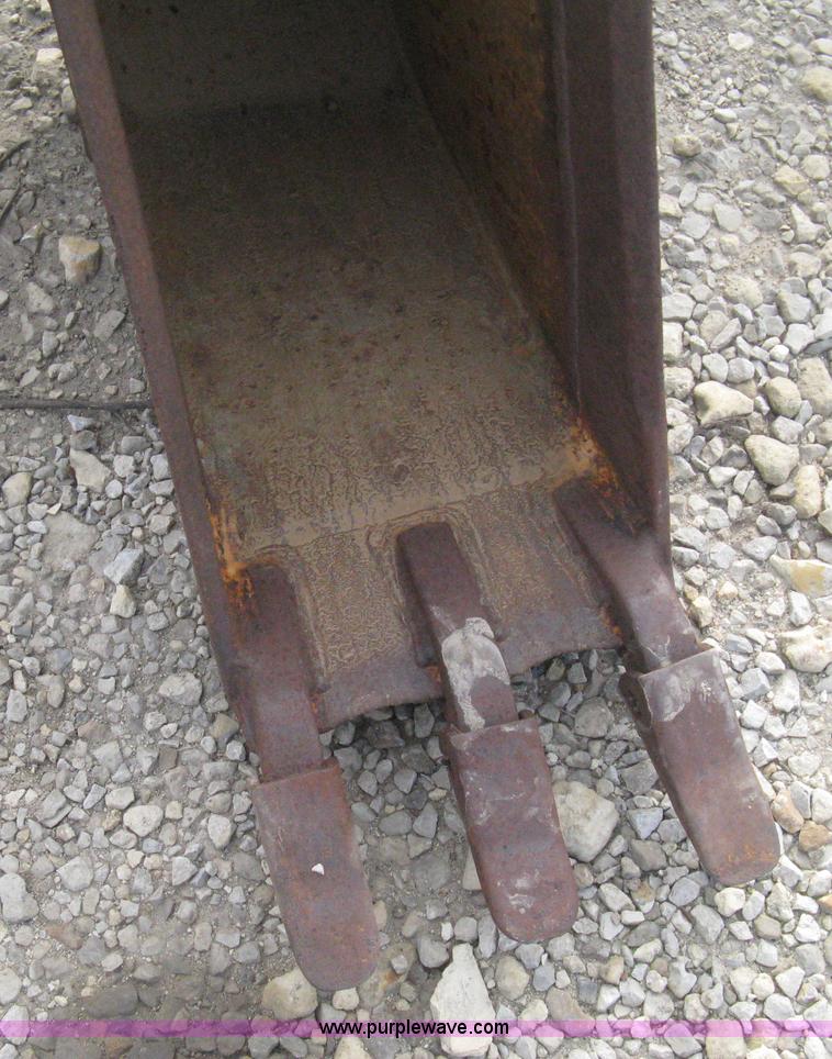 image for item AX9569 12" backhoe bucket