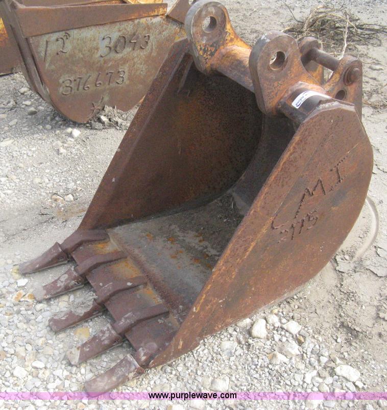 image for item AX9570 24" backhoe bucket