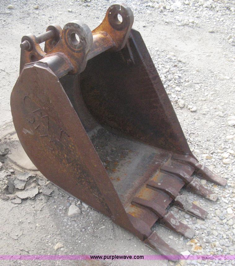 image for item AX9570 24" backhoe bucket