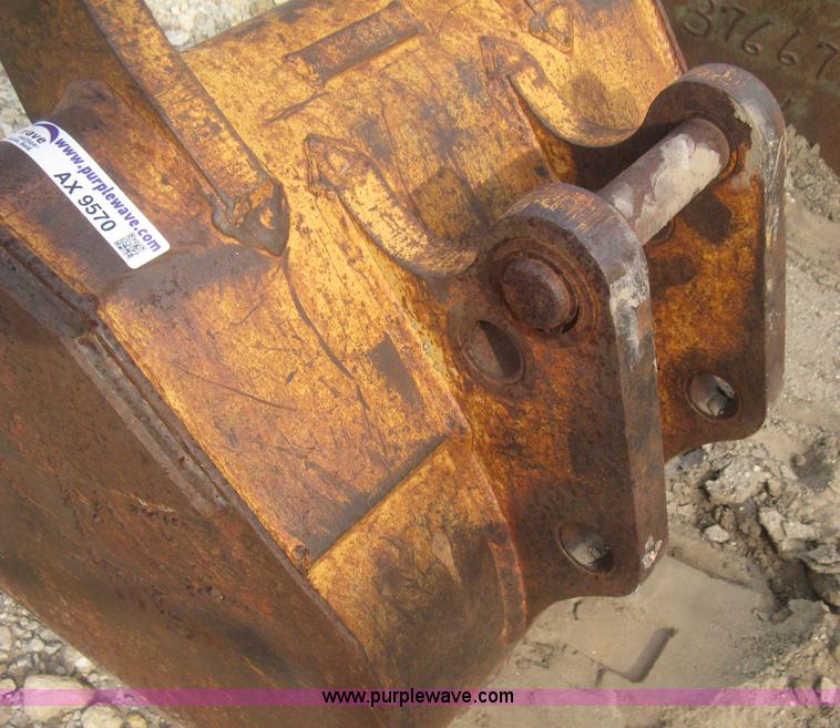 image for item AX9570 24" backhoe bucket