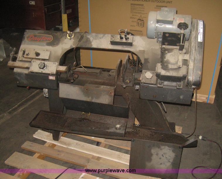 image for item AX9571 Dayton 5Z023 band saw