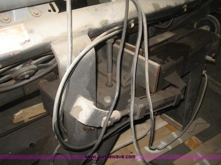 image for item AX9571 Dayton 5Z023 band saw