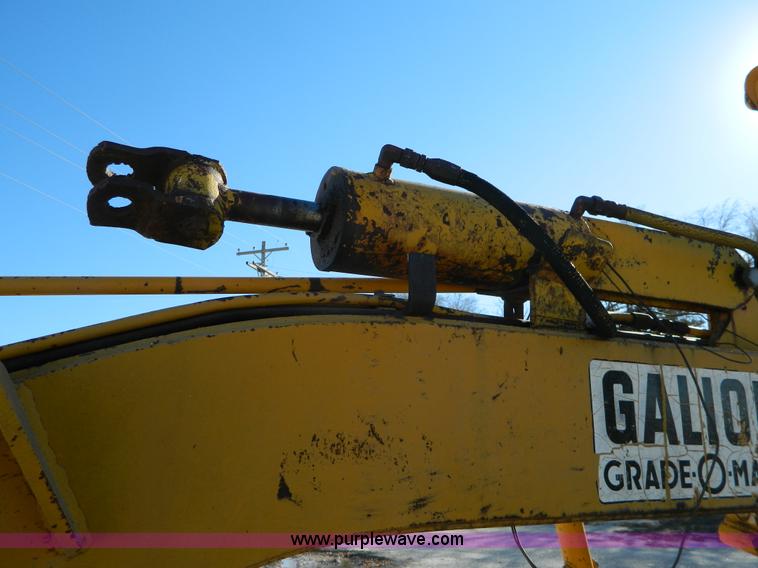 image for item D6070 Galion T500L Grade-O-Matic motor grader