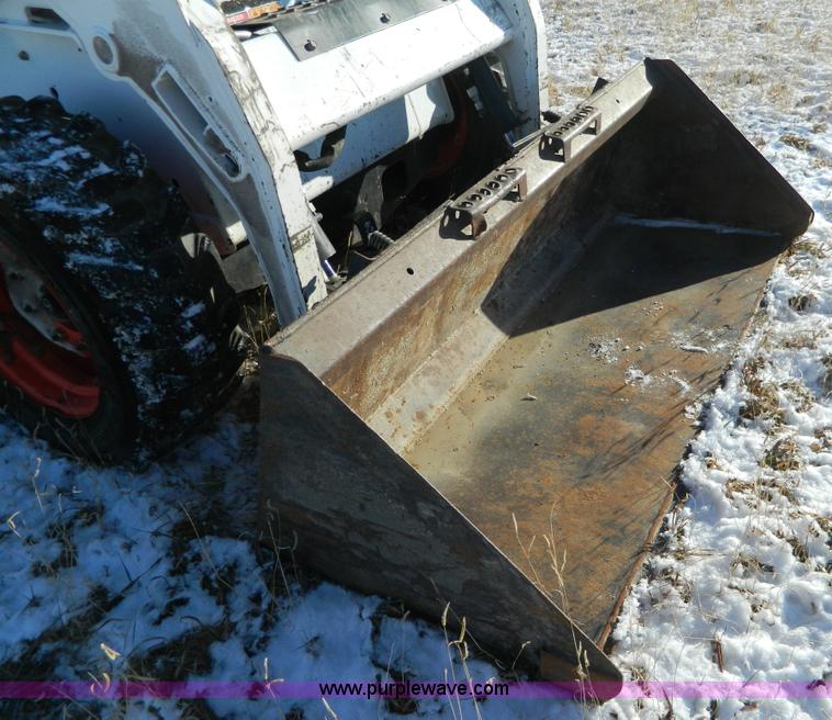 image for item D6079 2011 Bobcat S185 skid steer