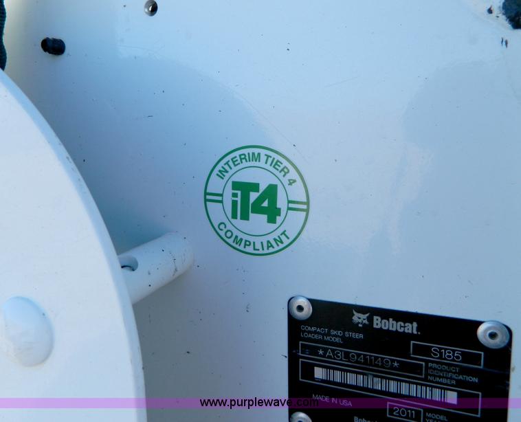 image for item D6079 2011 Bobcat S185 skid steer