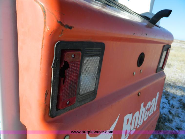 image for item D6079 2011 Bobcat S185 skid steer