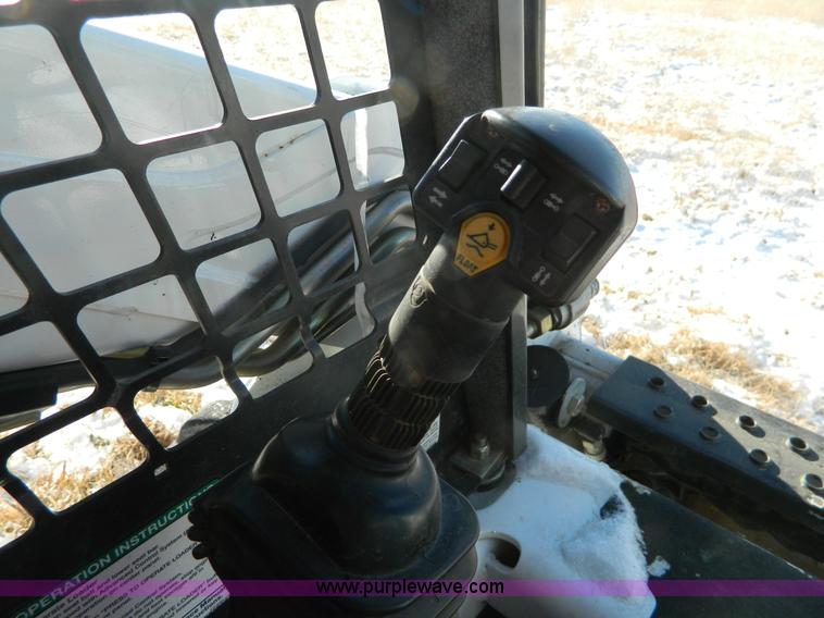 image for item D6079 2011 Bobcat S185 skid steer