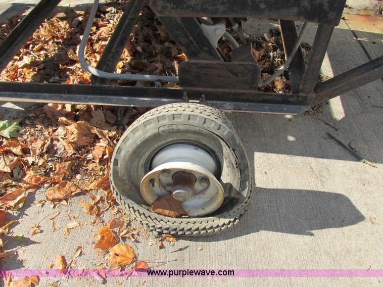 image for item F5388 Simon form cleaner