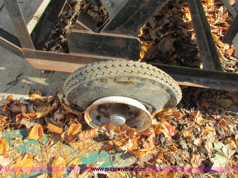 image for item F5388 Simon form cleaner