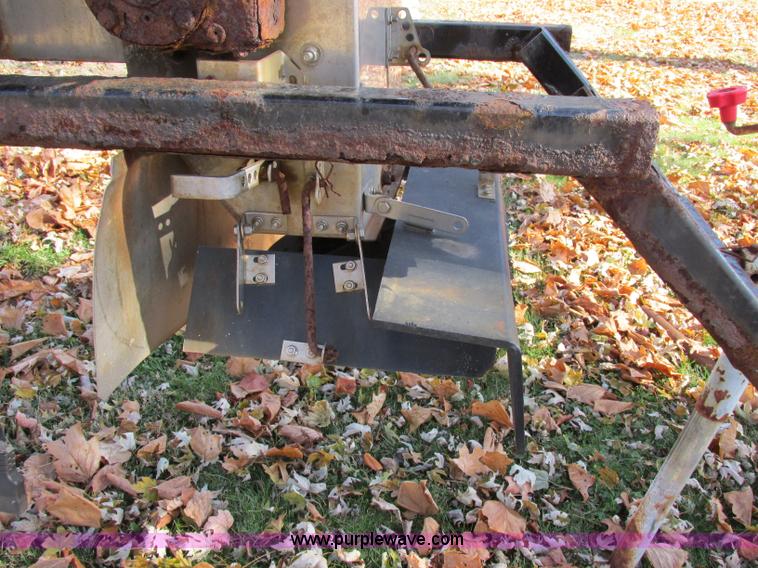 image for item F5390 Western Ice Breaker stainless steel salt/sand spreader