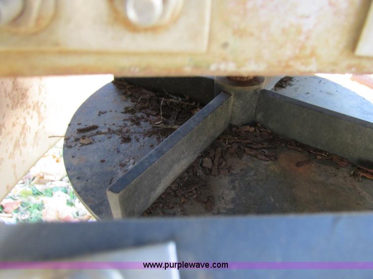 image for item F5390 Western Ice Breaker stainless steel salt/sand spreader