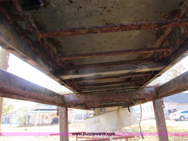 image for item F5390 Western Ice Breaker stainless steel salt/sand spreader