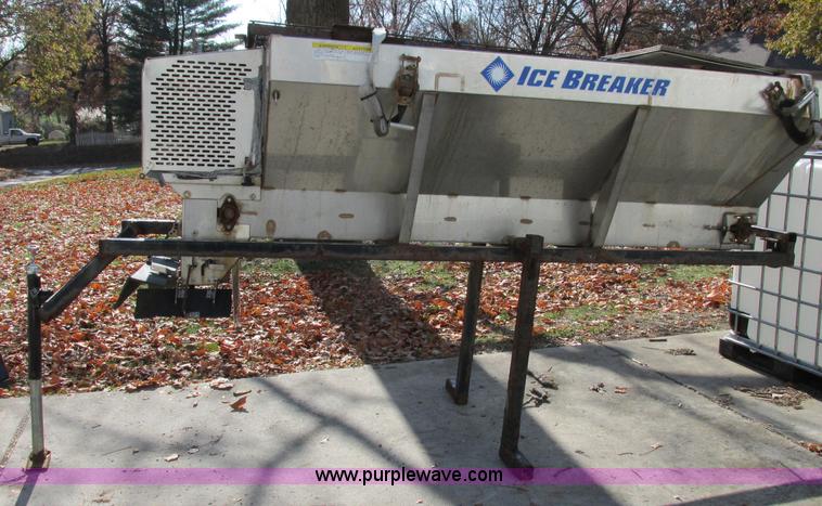 image for item F5391 Western Ice Breaker stainless steel salt/sand spreader