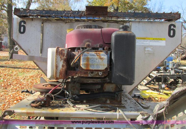 image for item F5391 Western Ice Breaker stainless steel salt/sand spreader