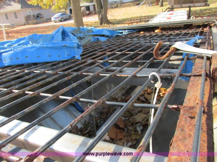 image for item F5391 Western Ice Breaker stainless steel salt/sand spreader