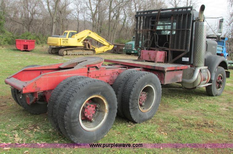 image for item F5394 1973 Kenworth semi truck