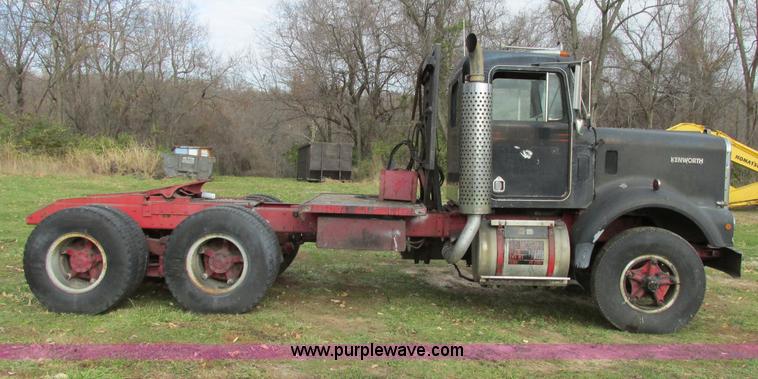 image for item F5394 1973 Kenworth semi truck