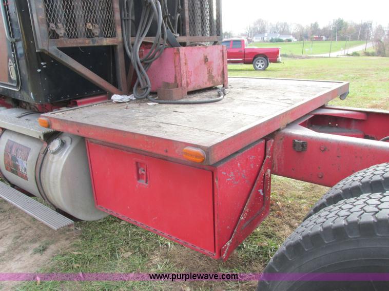 image for item F5394 1973 Kenworth semi truck