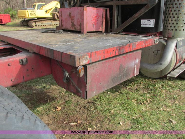 image for item F5394 1973 Kenworth semi truck