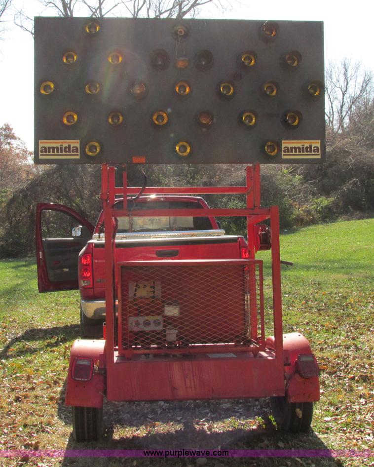 image for item F5395 Amida towable arrowboard