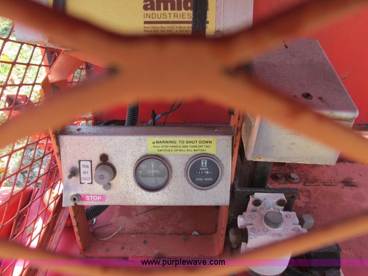 image for item F5395 Amida towable arrowboard