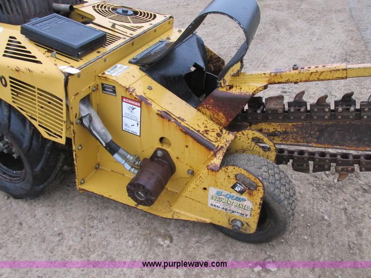 image for item F5456 Vermeer RT200 trencher