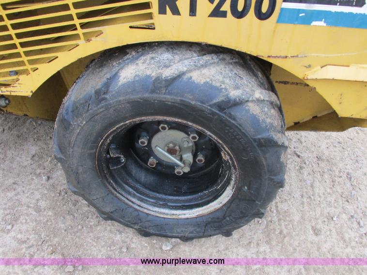 image for item F5456 Vermeer RT200 trencher