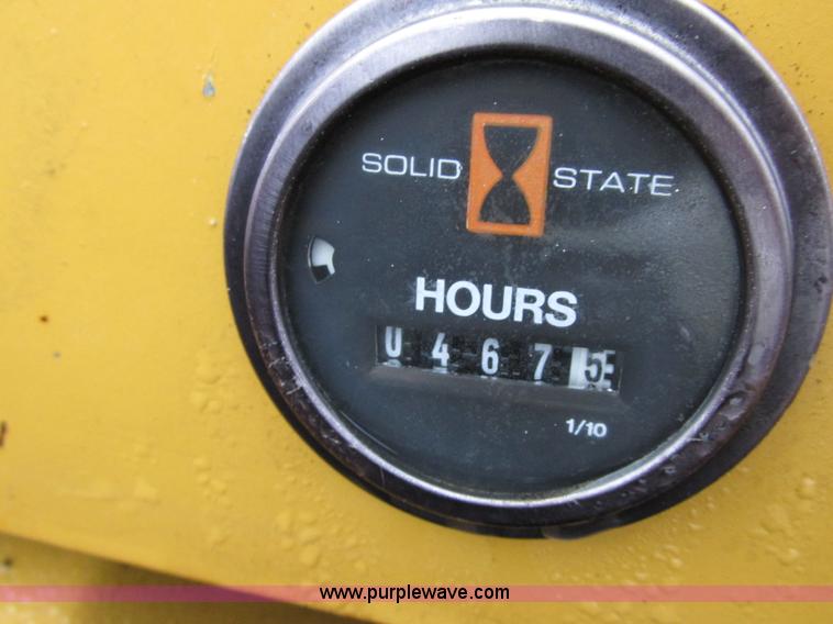 image for item F5456 Vermeer RT200 trencher