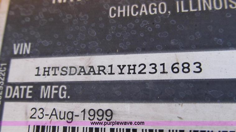 image for item G2179 2000 International 4900 dump truck