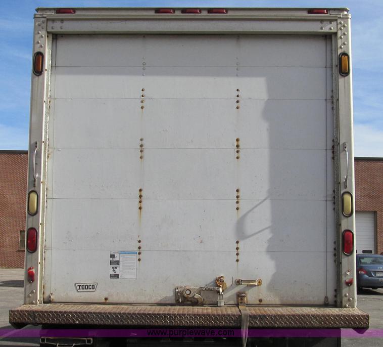 image for item G2180 2002 International 4900 bridge maintenance truck