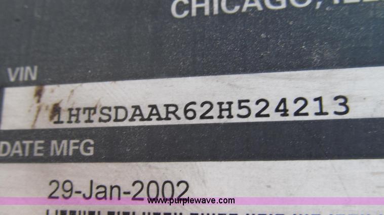 image for item G2180 2002 International 4900 bridge maintenance truck