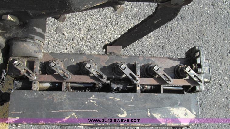 image for item G2181 1996 International 4900 oil distribution truck