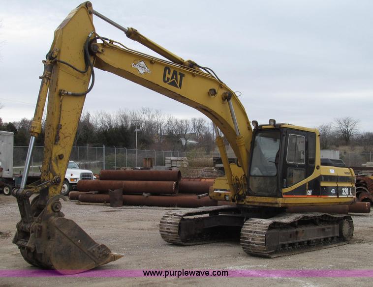 image for item G2193 1993 Caterpillar 320L excavator