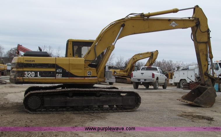 image for item G2193 1993 Caterpillar 320L excavator