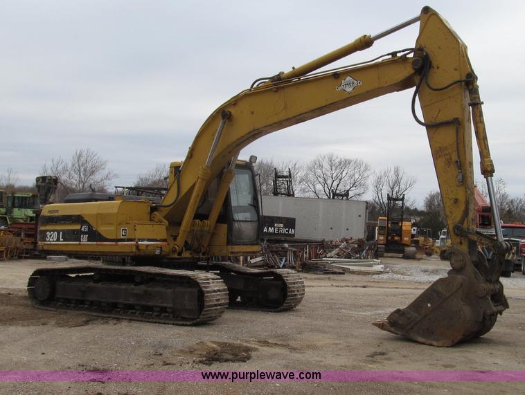 image for item G2193 1993 Caterpillar 320L excavator