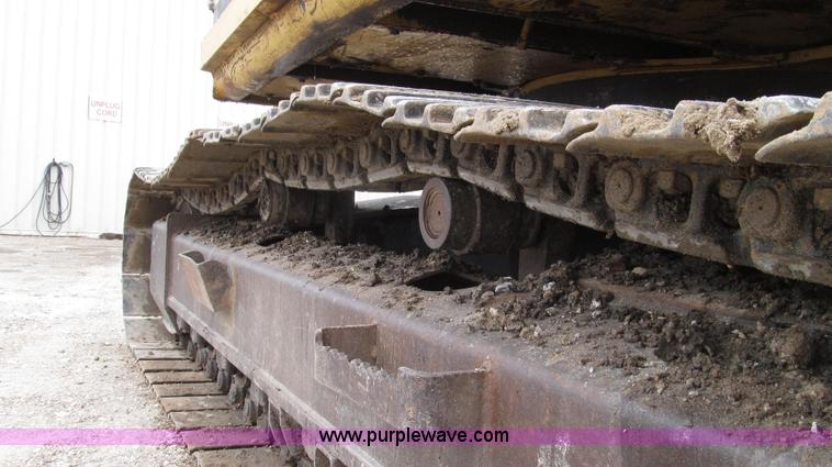 image for item G2193 1993 Caterpillar 320L excavator