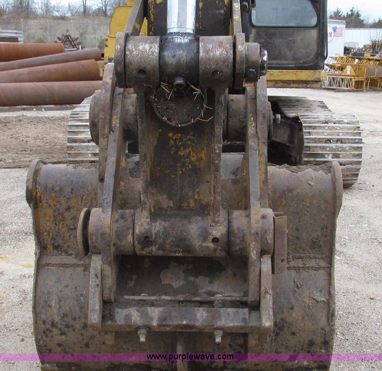 image for item G2193 1993 Caterpillar 320L excavator