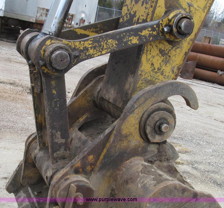 image for item G2193 1993 Caterpillar 320L excavator