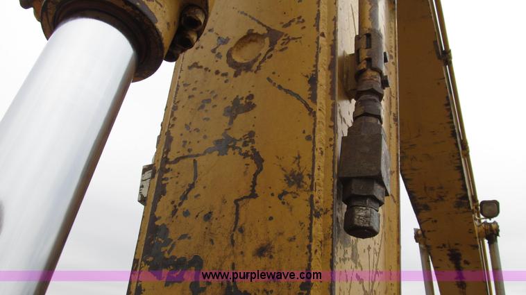 image for item G2193 1993 Caterpillar 320L excavator
