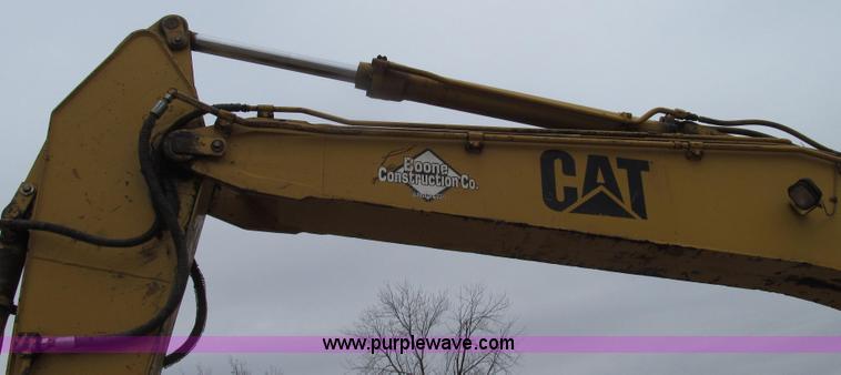 image for item G2193 1993 Caterpillar 320L excavator