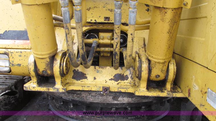 image for item G2193 1993 Caterpillar 320L excavator