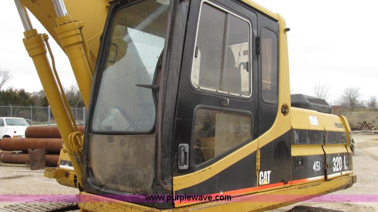 image for item G2193 1993 Caterpillar 320L excavator