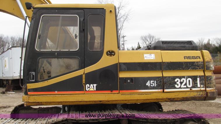 image for item G2193 1993 Caterpillar 320L excavator