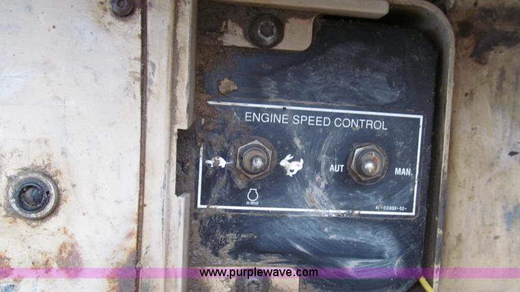 image for item G2193 1993 Caterpillar 320L excavator