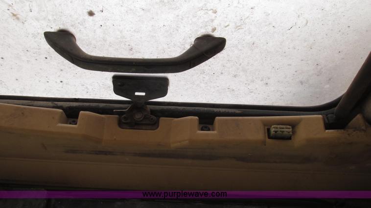 image for item G2193 1993 Caterpillar 320L excavator