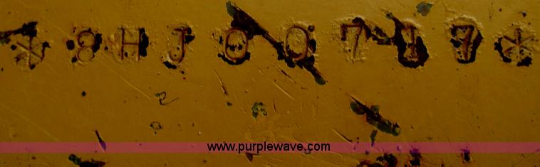 image for item G2193 1993 Caterpillar 320L excavator