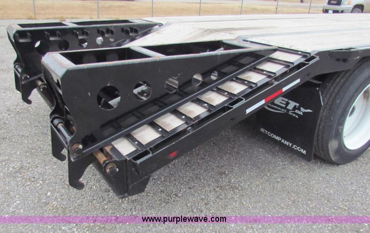 image for item G4377 2012 Jetco 531 step deck trailer