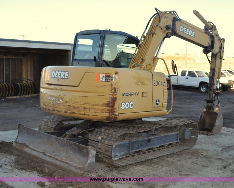 image for item G6204 2004 John Deere 80C excavator